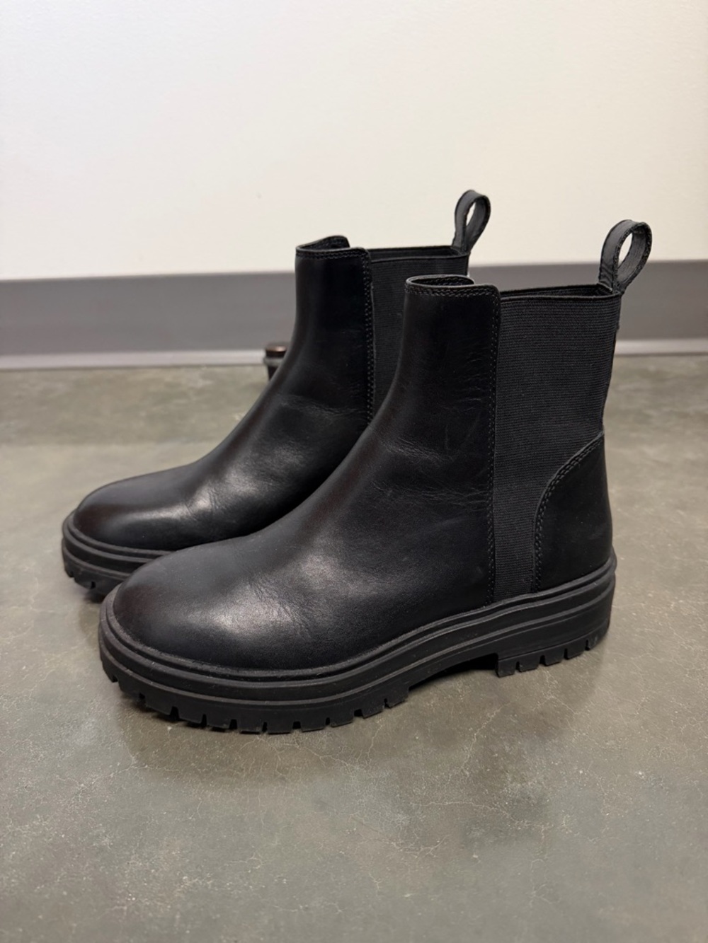 Steve Madden Black Ankle Boots - Women's